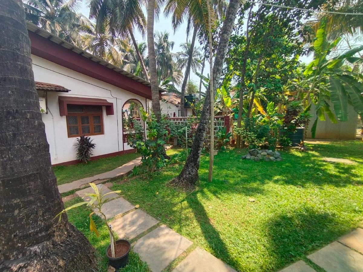 Red Sea Beach Resort Anjuna Exterior foto