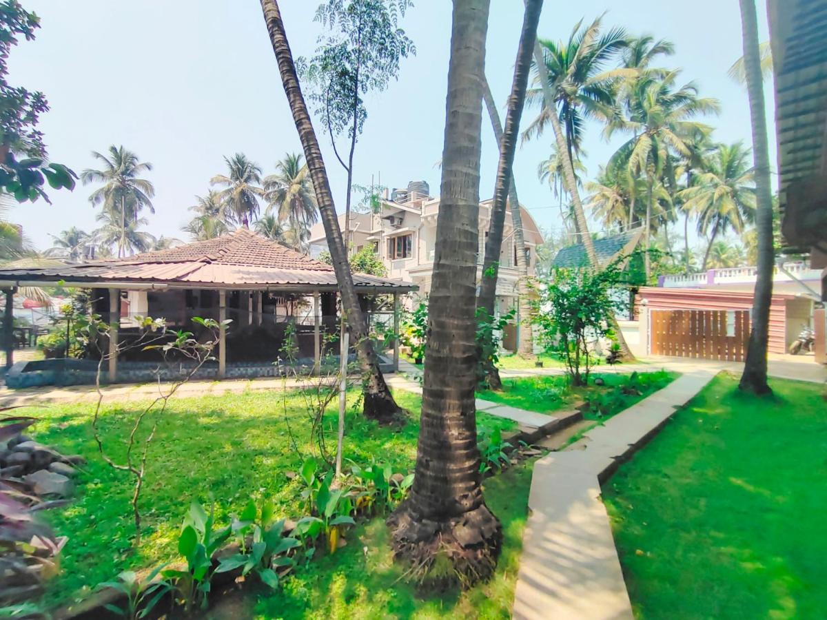 Red Sea Beach Resort Anjuna Exterior foto
